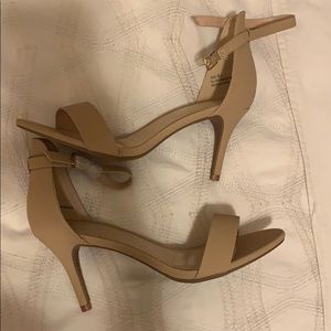 Lulus nude ankle strap heels